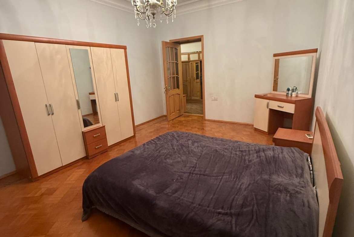 Elmlər, 3 otaqlı stalinka satilir