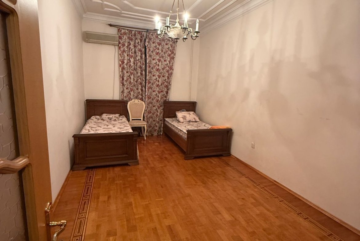 Elmlər, 3 otaqlı stalinka satilir