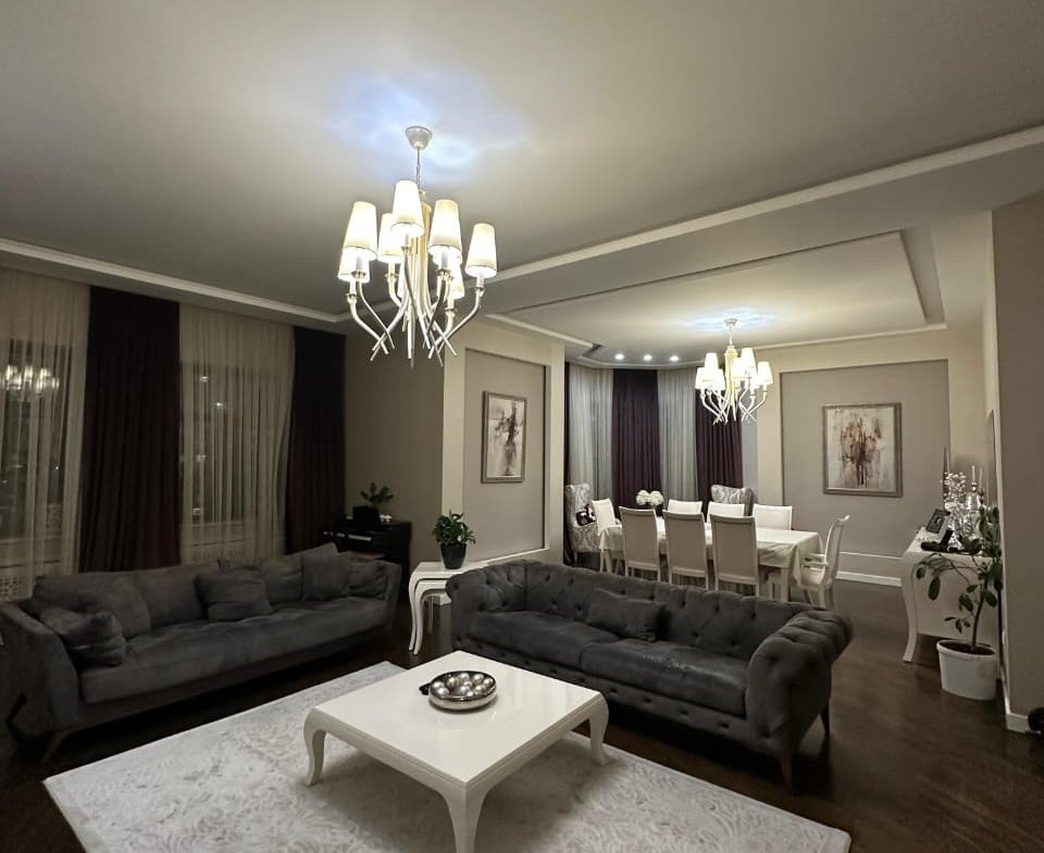 NIzami metrosun yaxin 5 otaqli yeni tikili satılır