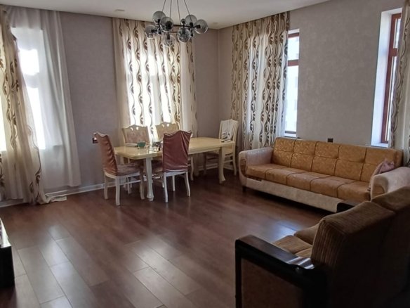 Elmlerde yeni tikili, 4 otaqli satilir