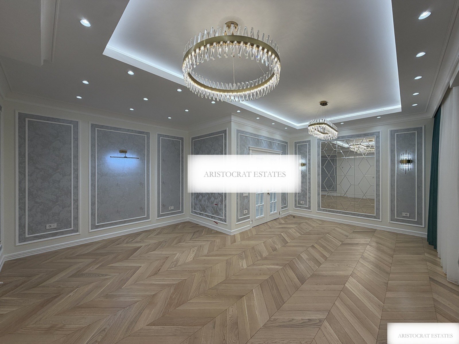 Belvedere, yeni təmirli 4 otaqlı satılır