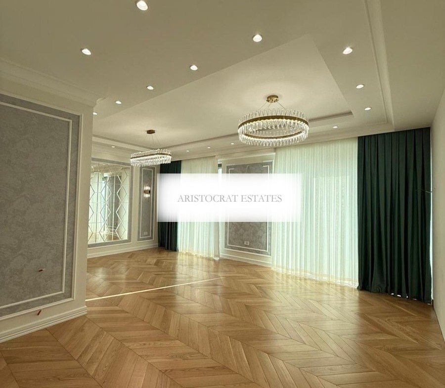 Belvedere, yeni təmirli 4 otaqlı satılır