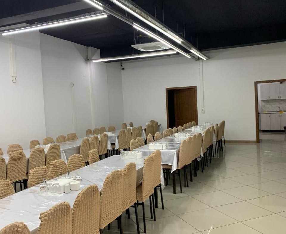Ehmedlide merasim evi satilir