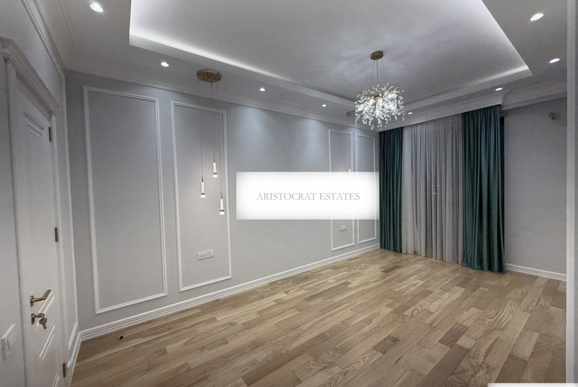 Belvedere, yeni təmirli 4 otaqlı satılır