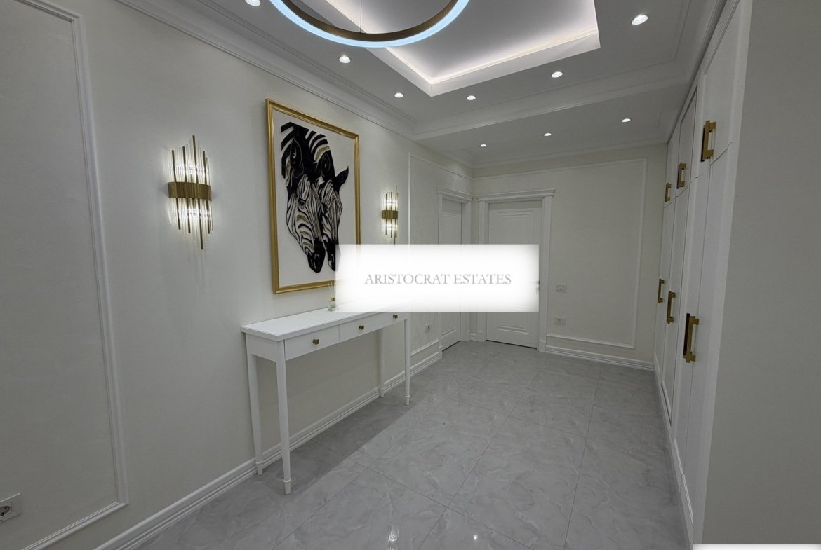 Belvedere, yeni təmirli 4 otaqlı satılır