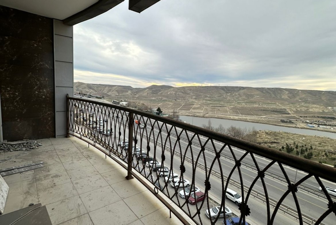 Jasmine Parkda 3 otaqlı satılır