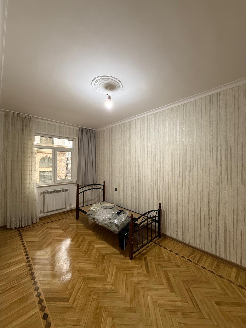 Elmler ipotekaya yararli leninqrad 4 otaq satilir