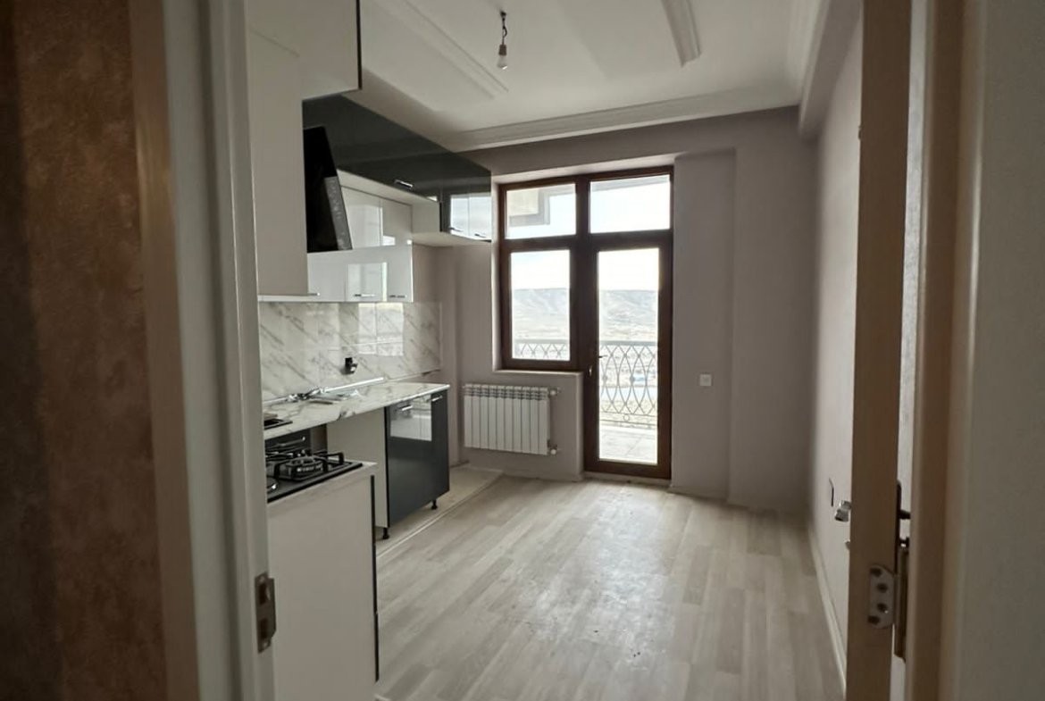 Jasmine Parkda 3 otaqlı satılır