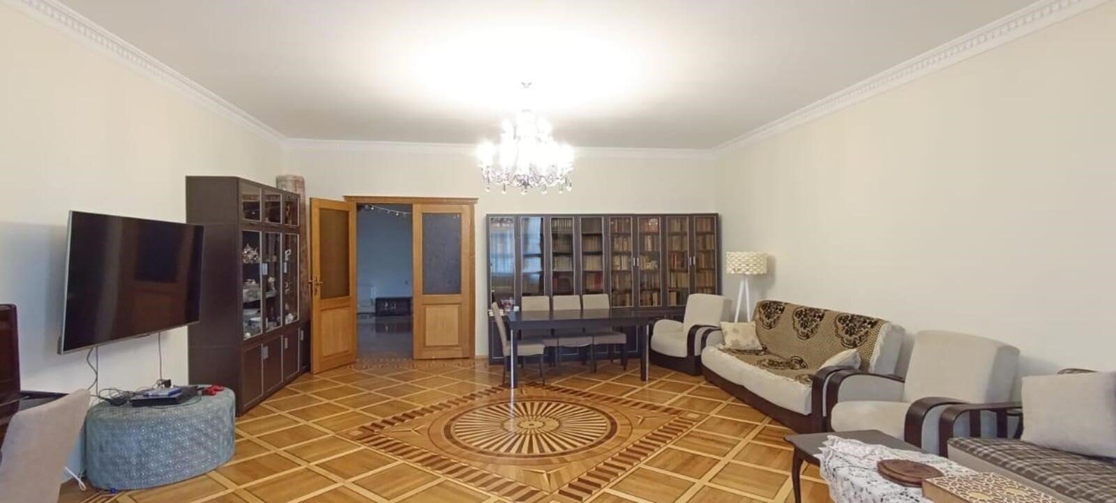 Statistika 4 otaqli yeni tikili satilir