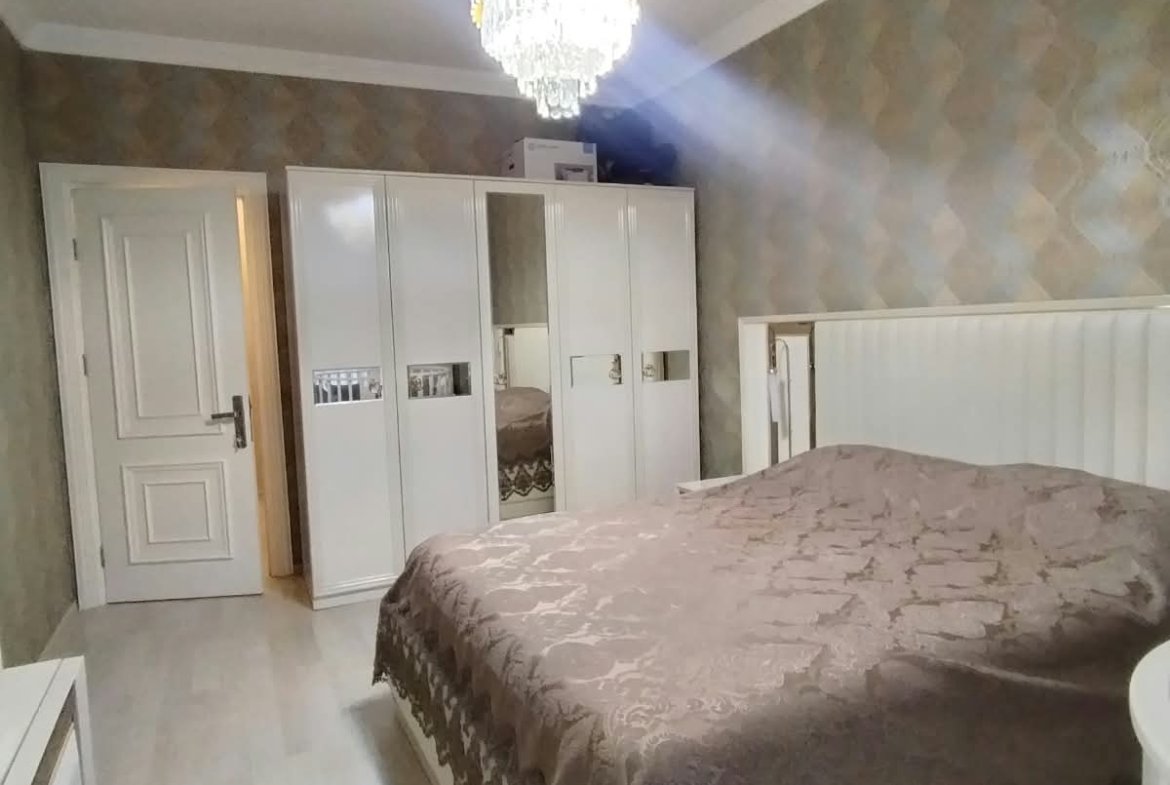 Grand Hayatda 3 otaqlı qaraj daxil satilir