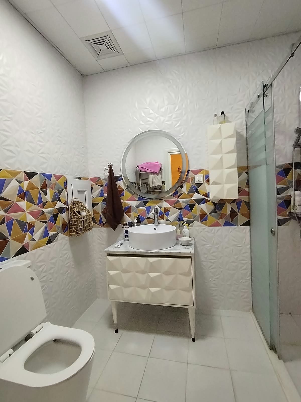 Grand Hayatda 3 otaqlı qaraj daxil satilir