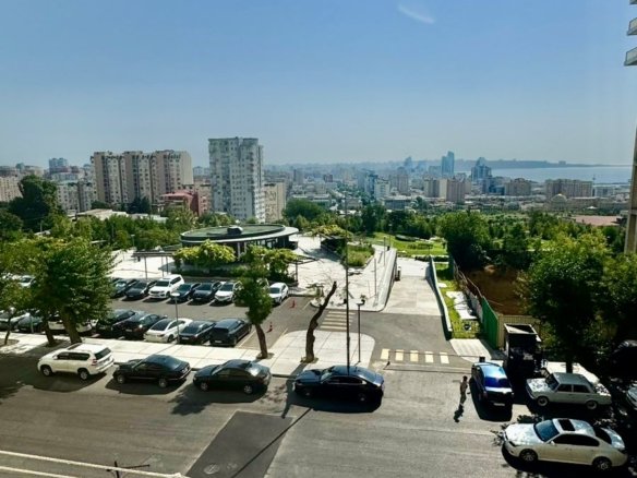 Qutqaşınlı ipotekaya yararlı 3 otaq köhnə tikili satilir