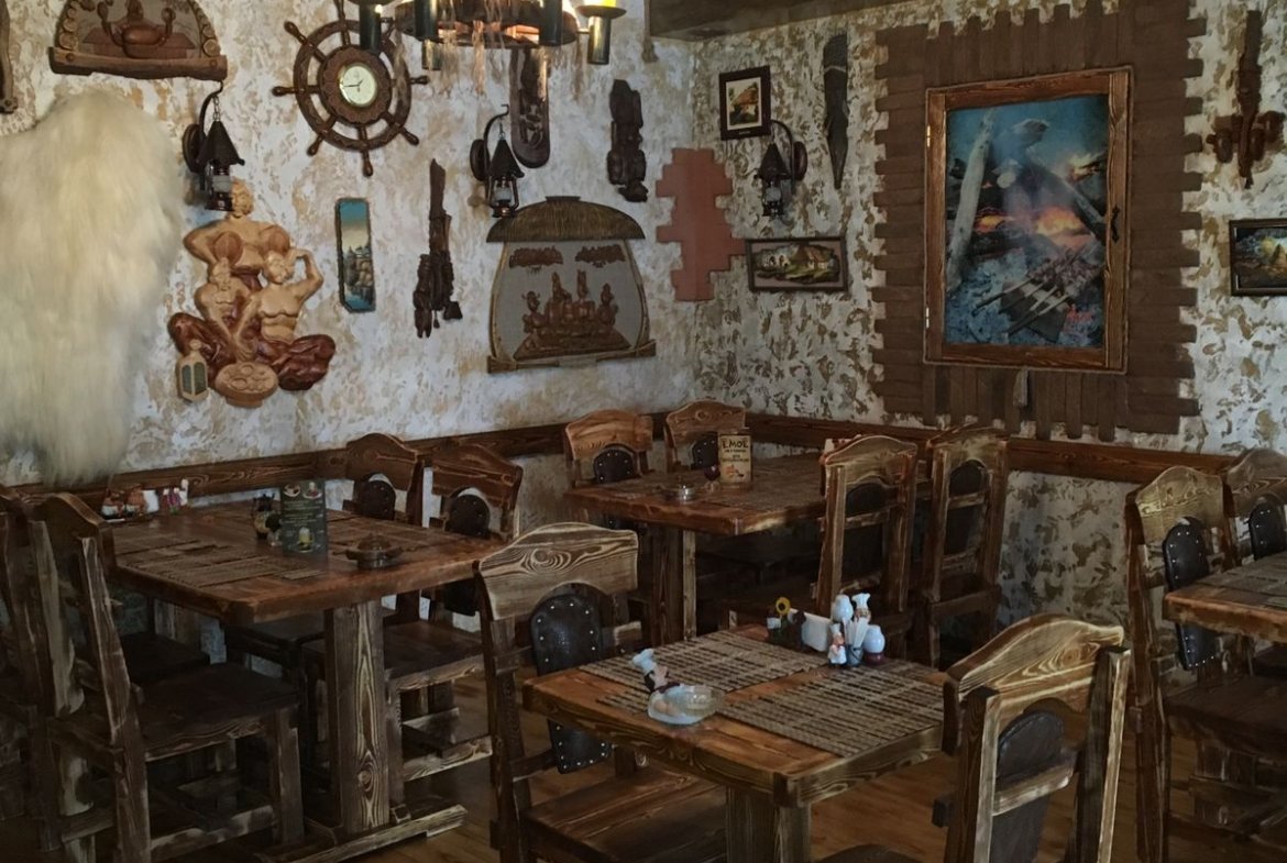 Elmlərdə pub-restoran satılır