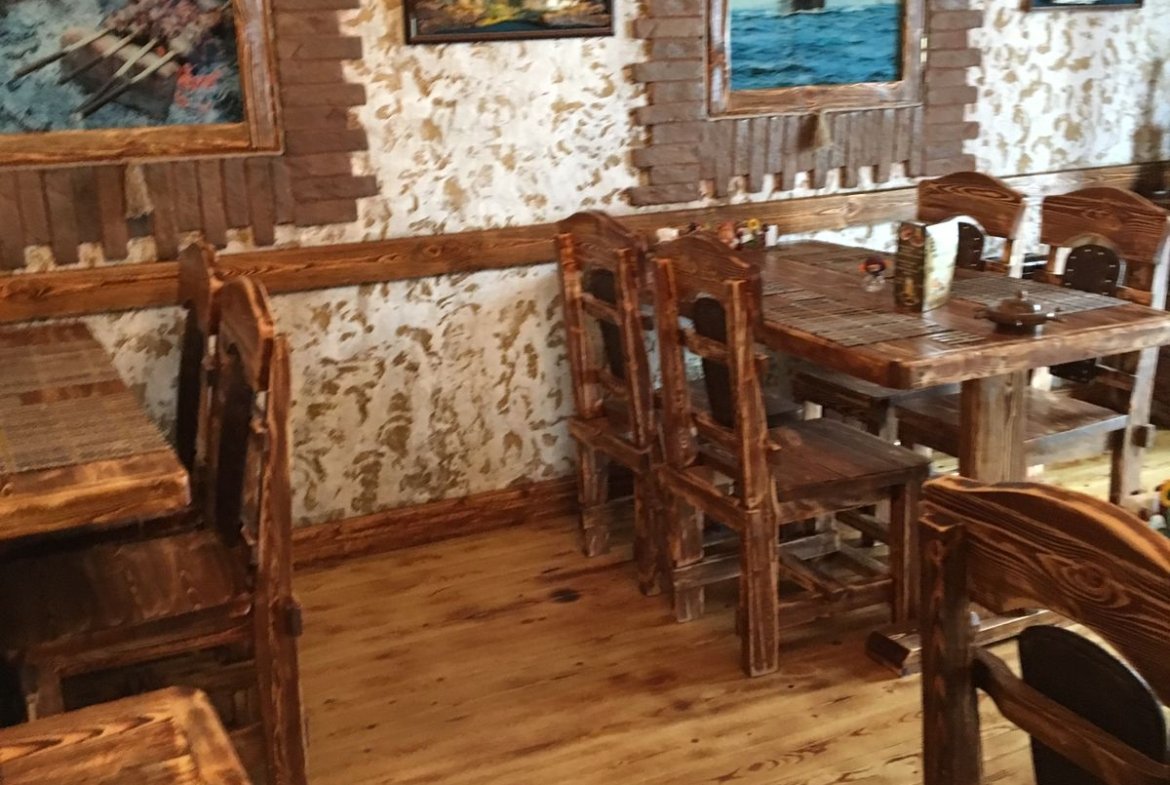 Elmlərdə pub-restoran satılır