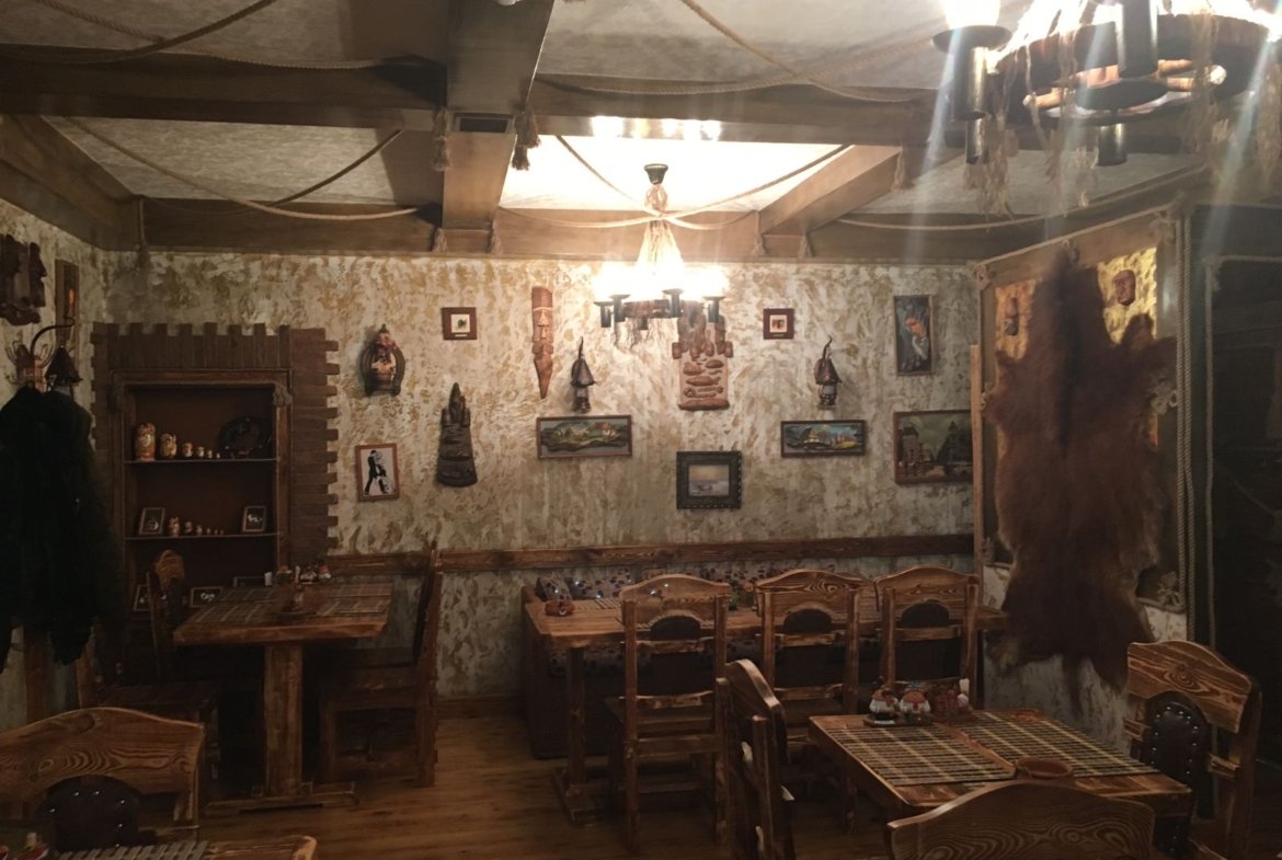 Elmlərdə pub-restoran satılır