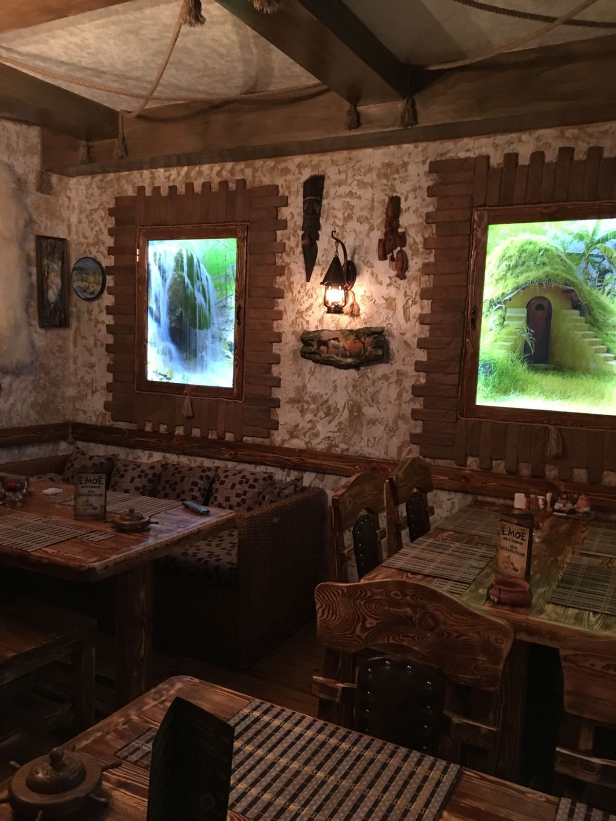 Elmlərdə pub-restoran satılır
