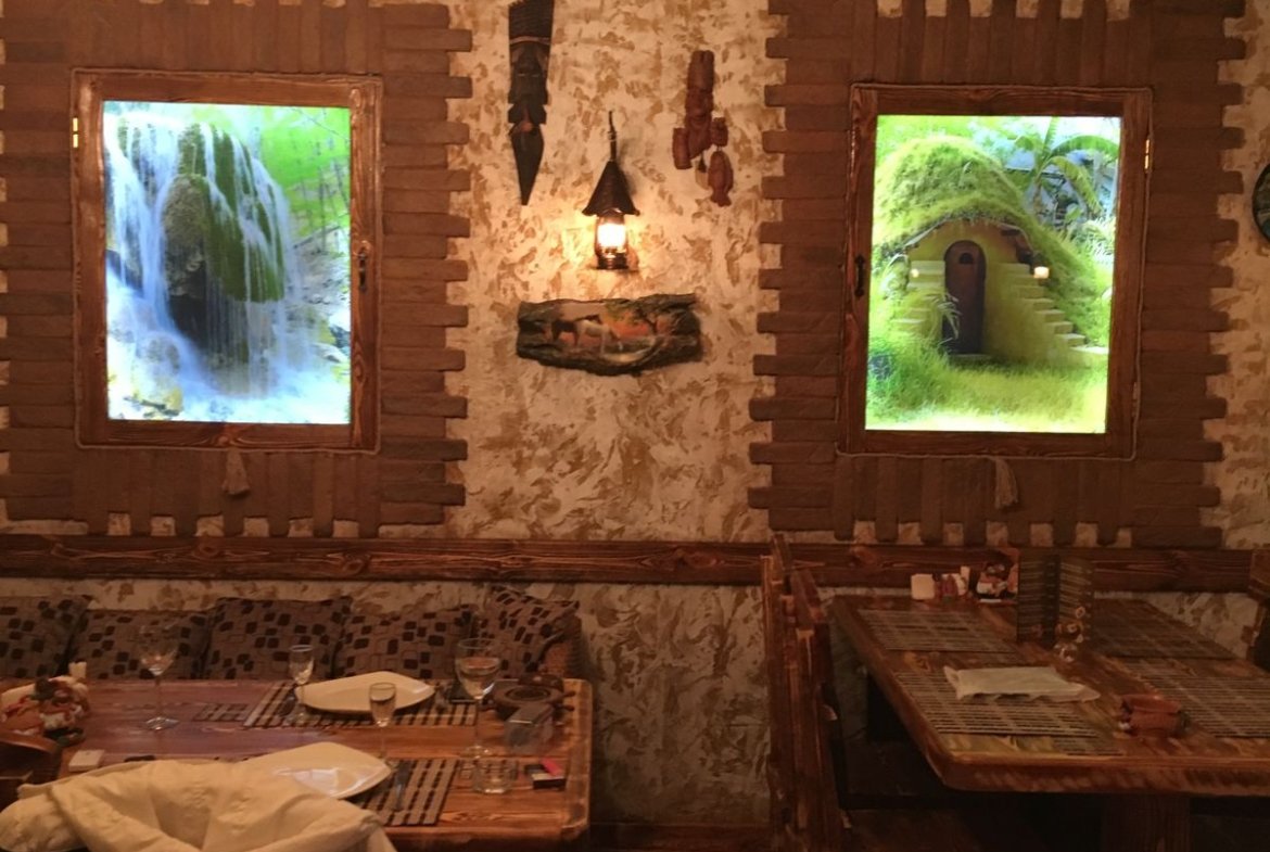 Elmlərdə pub-restoran satılır