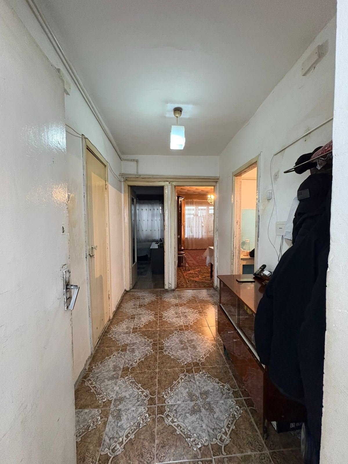Elmlərdə 4 otaqlı ipotekaya yararlı kohne tikili satilir