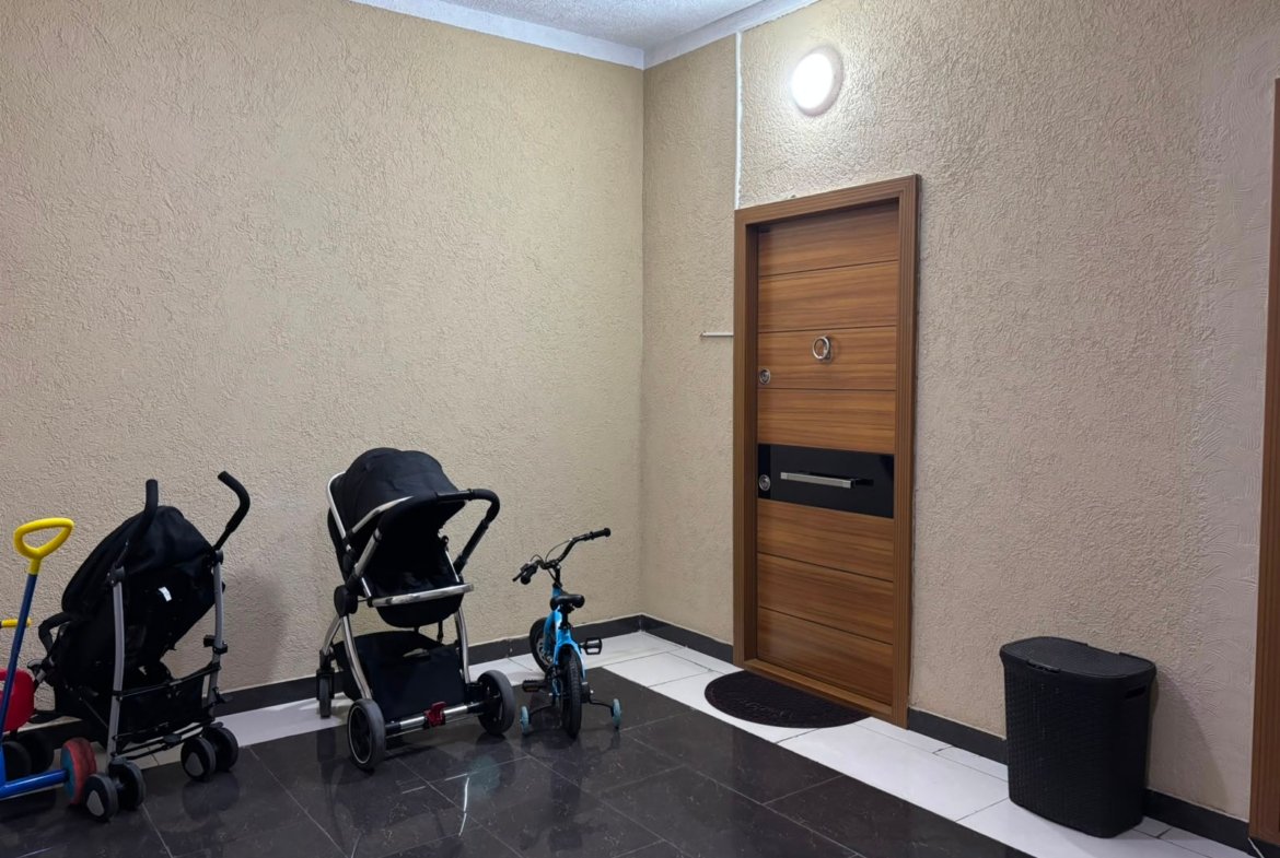 Elmlerde Şahdağ MTKda 3 otaqli menzil satilir